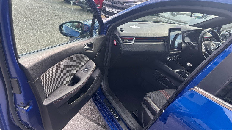 Renault Clio 1.0 TCe 100 RS Line 5dr Petrol Hatchback